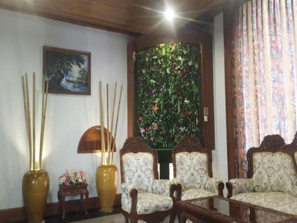 Excel Palace Hotel Yangon Exterior foto