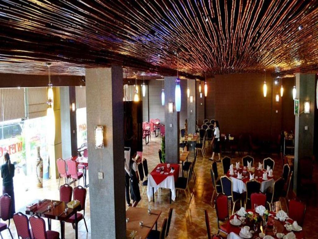Excel Palace Hotel Yangon Exterior foto