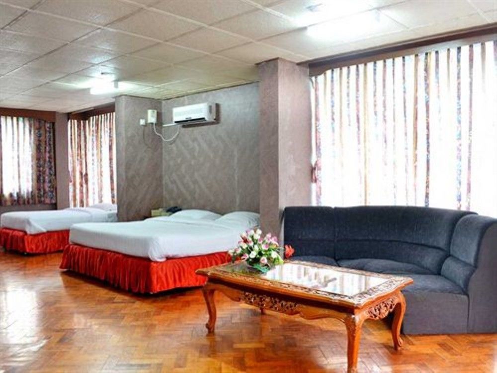 Excel Palace Hotel Yangon Exterior foto